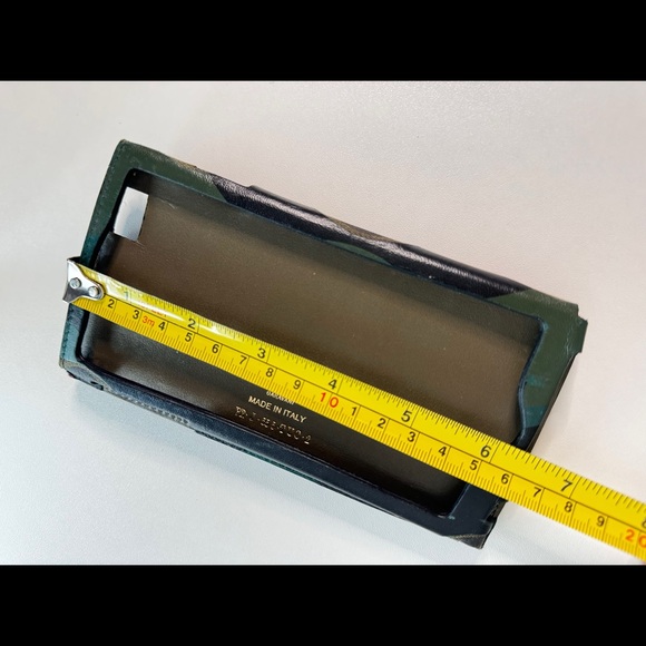 Valentino Garavani Rock studded Cell Phone Case with secure handle strap - Picture 7 of 14